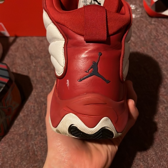 Jordan pro strong, gym red and white lightly creased, clean, comfortable. - Picture 3 of 6